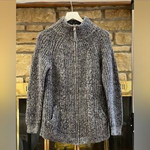 Abercrombie & Fitch Sweater